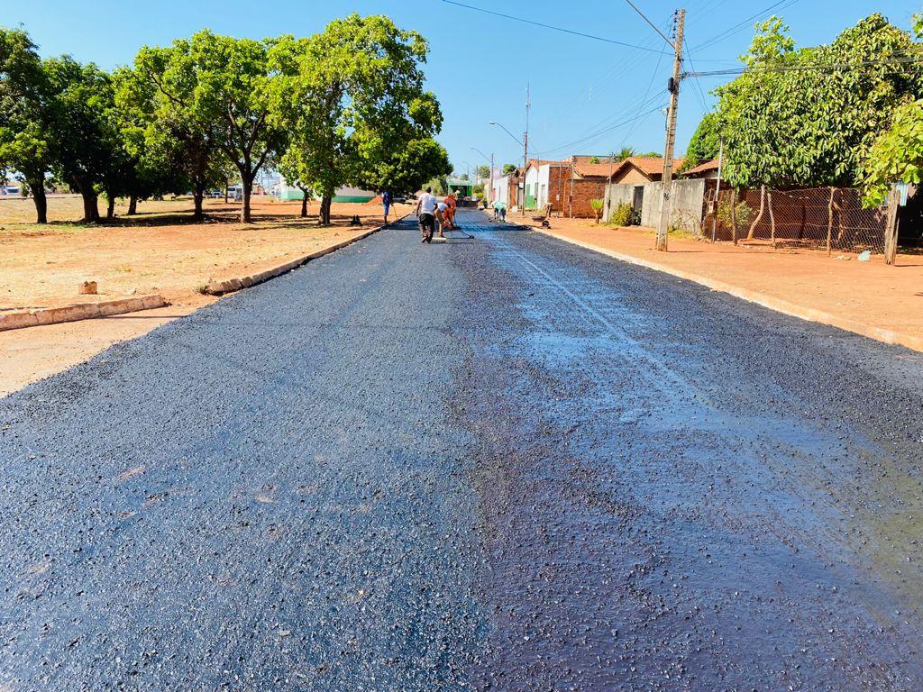 Prefeitura de Aguiarnópolis realiza obra de recapeamento asfáltico da cidade