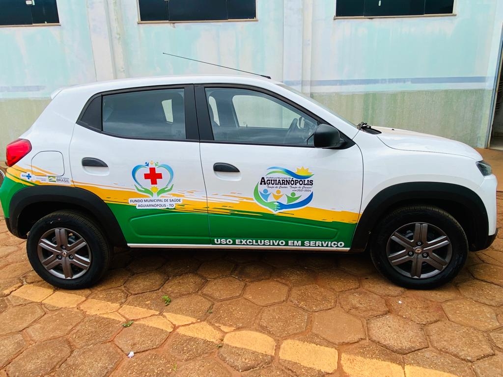 Prefeitura entrega dois novos veículos para a Secretaria de Saúde